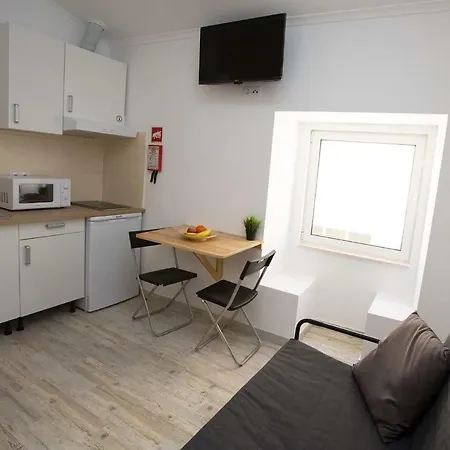 E5tudio Dto. Apartamento *